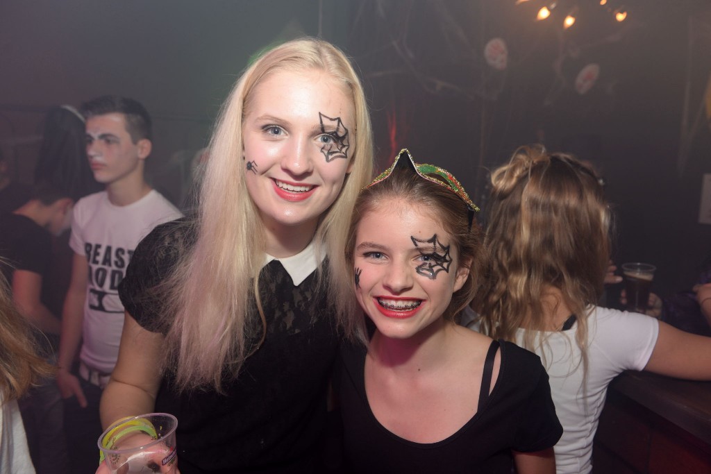../Images/Halloween Babyfaaten 111.jpg